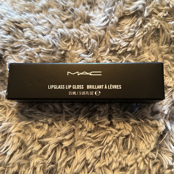 MAC lipglass lip gloss NEW - Picture 2 of 4